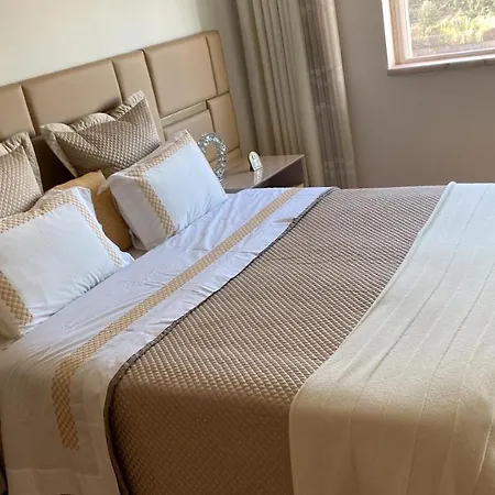 Luxury Maia - Parque Das Nacoes Apartamento